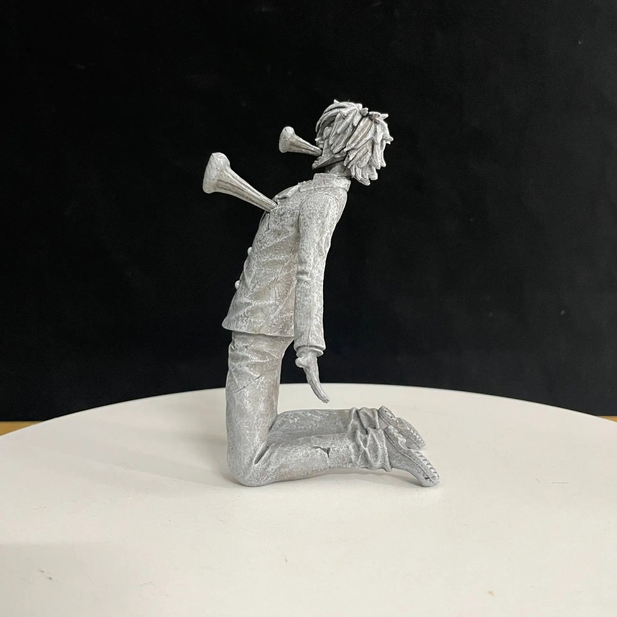 Sanji Petrificado 13cm – Edição Icônica (Bandai First Edition)