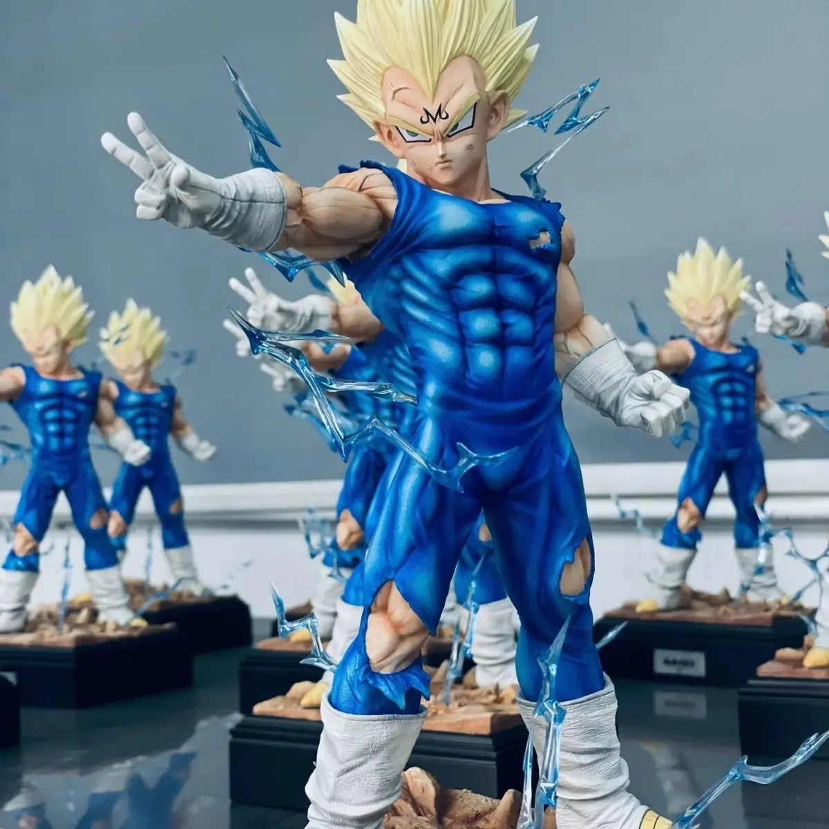 Action Figure Vegeta Demonization Lift Hand 30cm - Dragon Ball