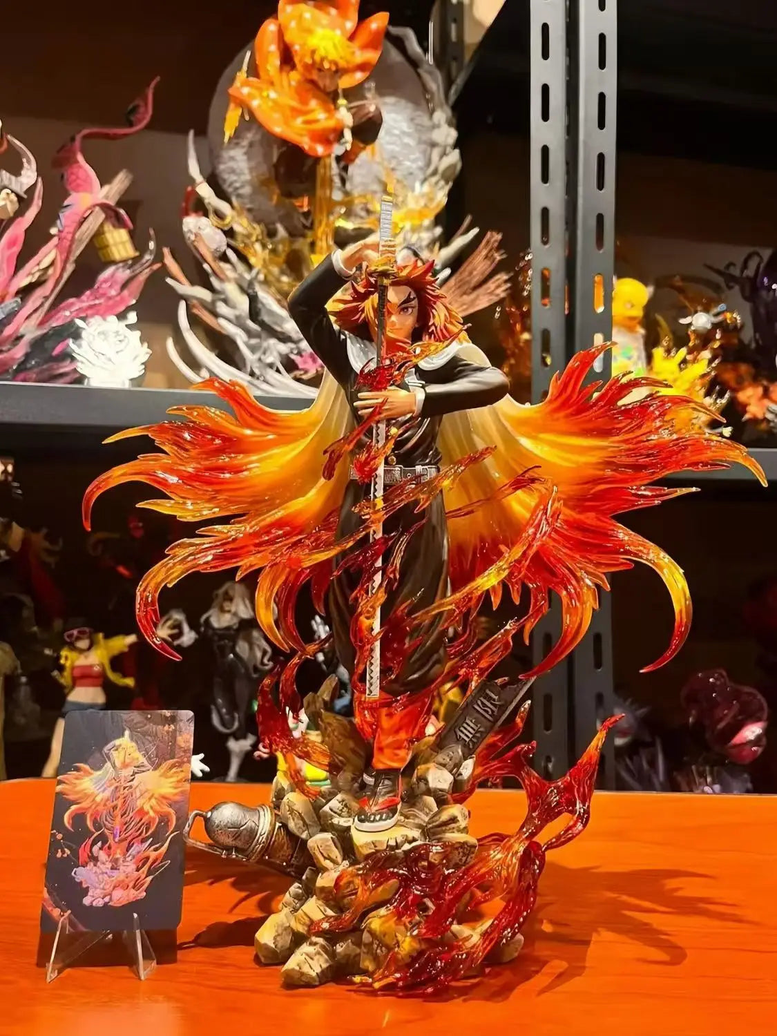 Rengoku Kyojuro 30cm – Action Figure Premium - Demon Slayer