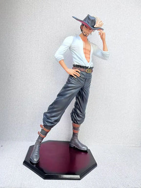 Dracule Mihawk – O Imperador da Lâmina Negra