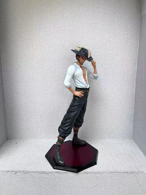 Dracule Mihawk – O Imperador da Lâmina Negra