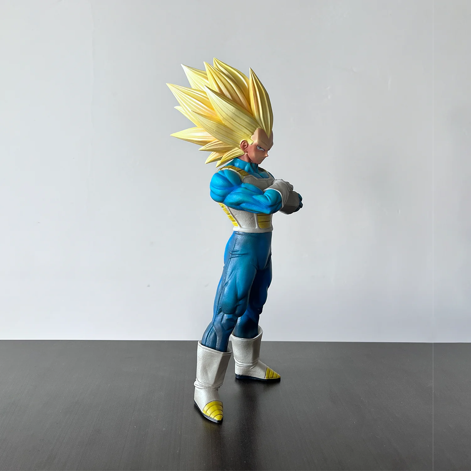 Action Figure Vegeta Super Saiyan 27cm - Dragon ball